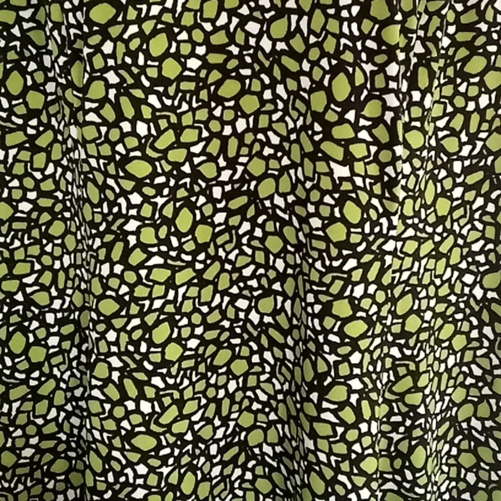 Green and Black Sleeveless Dress Size 14w - Picture 2 of 2